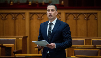 BR&Eacute;KING: Inform&aacute;ci&oacute;nk szerint elvitte a rendőrs&eacute;g Ov&aacute;di P&eacute;tert