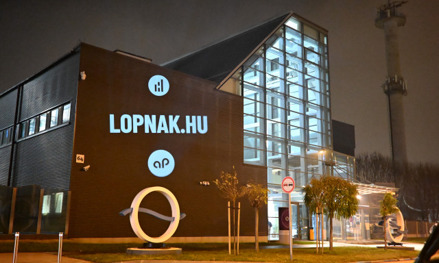 "Lopnak" - &uuml;zent&eacute;k a korrupci&oacute;ellenes vil&aacute;gnapon