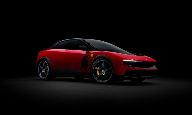 &Iacute;gy siker&uuml;lt a Ferrari t&ouml;rt&eacute;net&eacute;nek első elektromos aut&oacute;ja