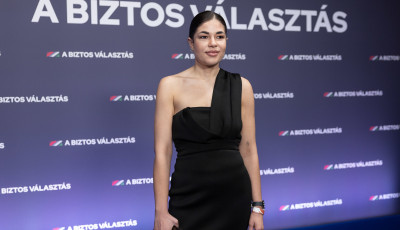 V&eacute;get &eacute;rt G&aacute;sp&aacute;r Evelin &eacute;s T&oacute;th Gabi politikai p&aacute;lyafut&aacute;sa