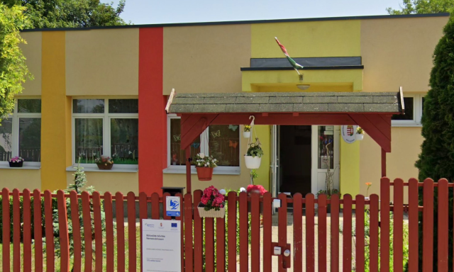 Ov&aacute;di tov&aacute;bbra sem v&aacute;laszol, t&aacute;mogatta-e a nemesv&aacute;mosi b&ouml;lcsőd&eacute;ben t&ouml;rt&eacute;nt le&eacute;p&iacute;t&eacute;seket &eacute;s kir&uacute;g&aacute;sokat