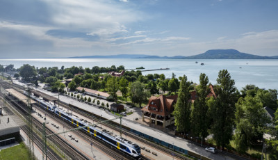 Az ut&oacute;szezonban is sűrűbb lesz a vas&uacute;ti k&ouml;zleked&eacute;s a Balatonhoz