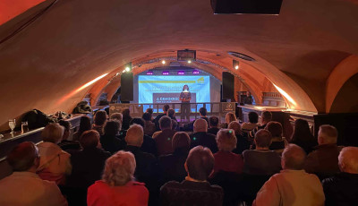 Telth&aacute;z a veszpr&eacute;mi v&aacute;laszt&aacute;si f&oacute;rumon