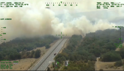 Eloltott&aacute;k az &Ouml;sk&uuml;n&eacute;l puszt&iacute;t&oacute; t&uuml;zet - Mintegy 20 hekt&aacute;r &eacute;gett - VIDE&Oacute;