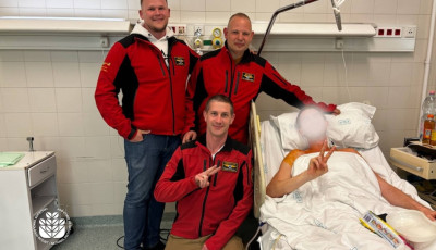 A ny&iacute;lt utc&aacute;n varrta &ouml;ssze egy f&eacute;rfi sz&iacute;v&eacute;t egy magyar orvos - VIDE&Oacute;