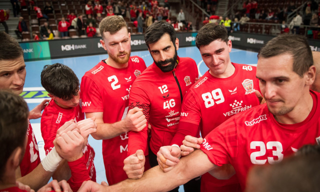 Tatab&aacute;ny&aacute;n z&aacute;rja az &eacute;vet a Veszpr&eacute;m HC