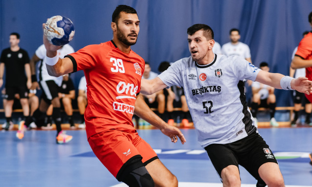 Az Al Ahly ellen folytatja a felk&eacute;sz&uuml;l&eacute;st a Veszpr&eacute;m