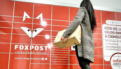 Vas&aacute;rnap est&eacute;től sz&uuml;netel a Foxpost szolg&aacute;ltat&aacute;sa