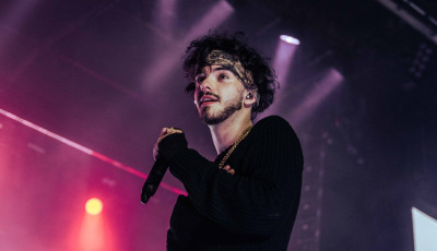 Azahriah, Dzs&uacute;dl&oacute;, Majka - &Uacute;jabb neveket jelentett be a Gy&aacute;rkert