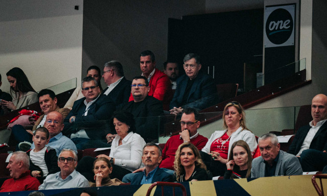 M&eacute;sz&aacute;ros Lőrinc is kil&aacute;togatott a Veszpr&eacute;m BL-meccs&eacute;re