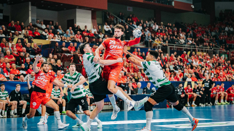 K&eacute;peken a Veszpr&eacute;m dr&aacute;mai győzelme a Sporting ellen