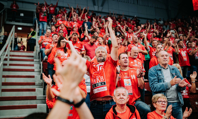 &Aacute;ll&oacute;jegyeket &eacute;rt&eacute;kes&iacute;tenek a Berlin elleni BL meccsre