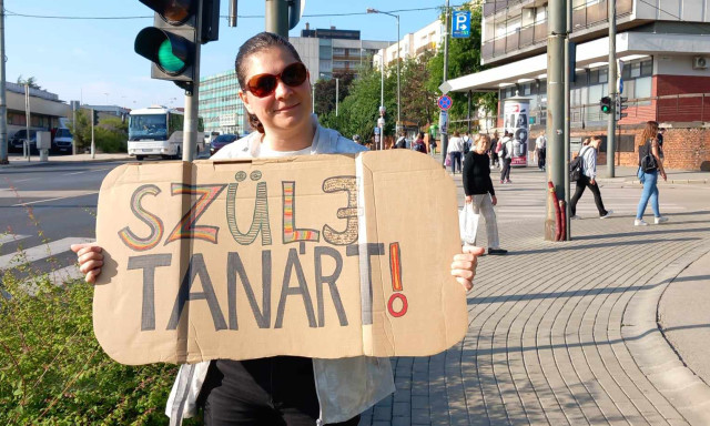 K&ouml;zel 16 ezer pedag&oacute;gus hi&aacute;nyozhat az oktat&aacute;sb&oacute;l