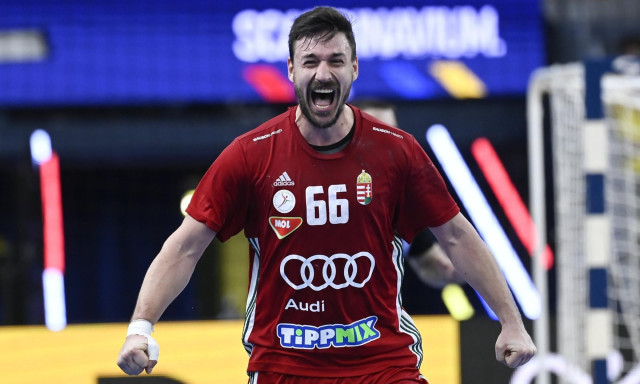 Klasszisokat b&uacute;cs&uacute;ztatnak a Rom&aacute;nia elleni felk&eacute;sz&uuml;l&eacute;si m&eacute;rkőz&eacute;sen