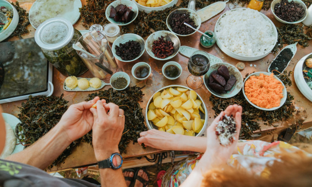 H&iacute;n&aacute;ros L&aacute;ngossal, alg&aacute;s j&eacute;gk&aacute;s&aacute;val &eacute;s bojli falatokkal &eacute;rkezik a BALATORIUM