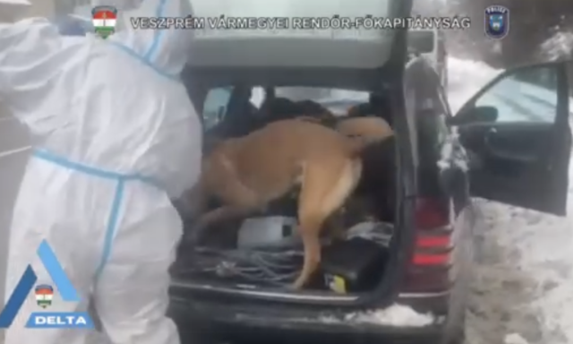 K&ouml;z&uacute;ti ellenőrz&eacute;snek indult - Speeddel bukott le h&aacute;rom f&eacute;rfi Balatonf&uuml;reden