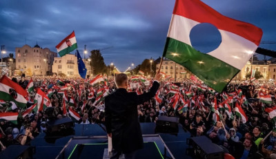 Magyarorsz&aacute;g d&ouml;nt&ouml;tt, 16 &eacute;v ut&aacute;n v&eacute;ge a Fidesz korm&aacute;nyz&aacute;s&aacute;nak - hivatalos v&eacute;geredm&eacute;ny csak k&eacute;sőbb lesz