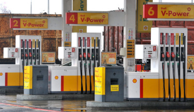 Ha enn&eacute;l a Shell-k&uacute;tn&aacute;l tankolt&aacute;l, ne ind&iacute;tsd &uacute;jra az aut&oacute;t! V&iacute;z ker&uuml;lhetett a benzintankokba, sorra robbannak le az aut&oacute;k